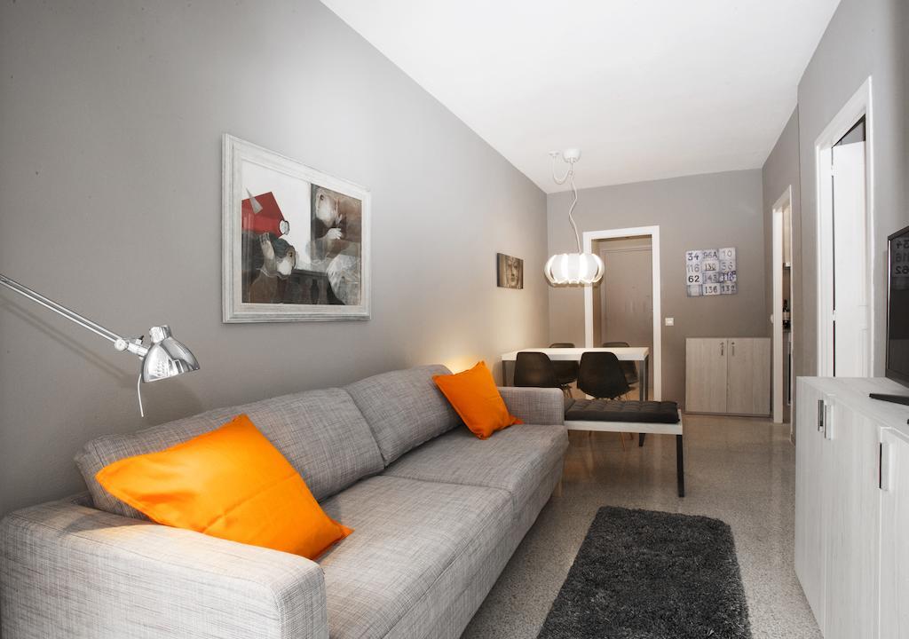 Bcn Sagrada Familia Apartments برشلونة الغرفة الصورة