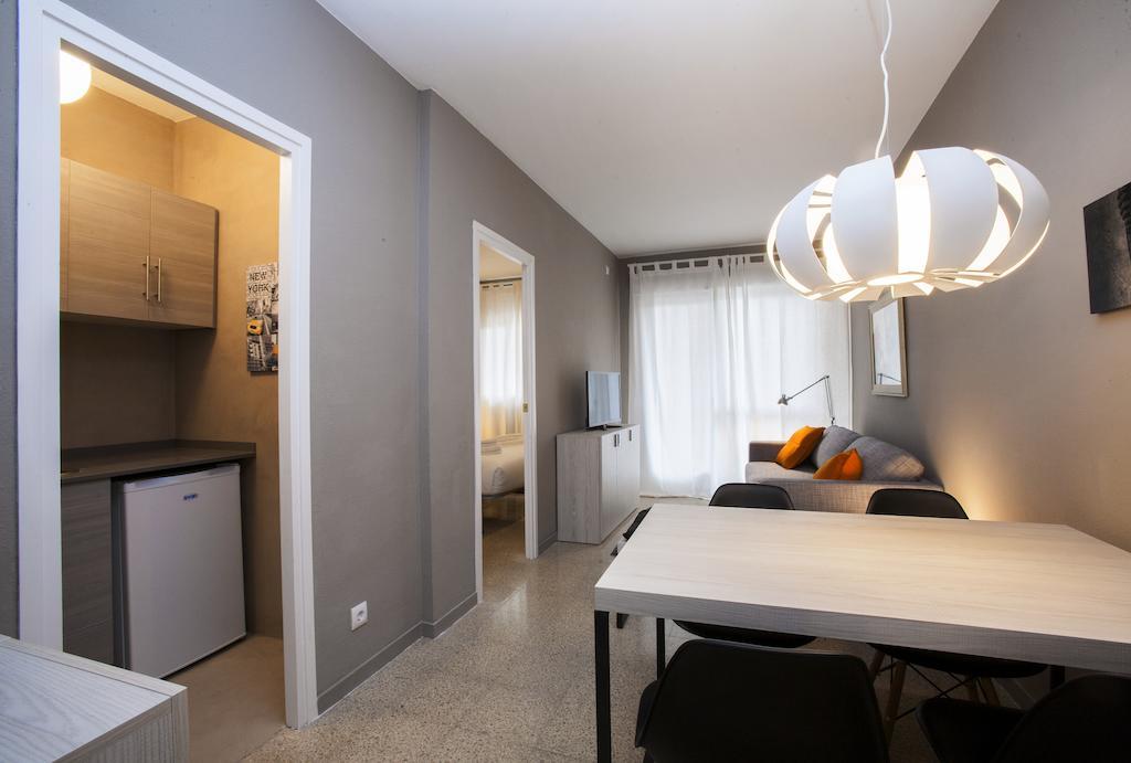 Bcn Sagrada Familia Apartments برشلونة الغرفة الصورة