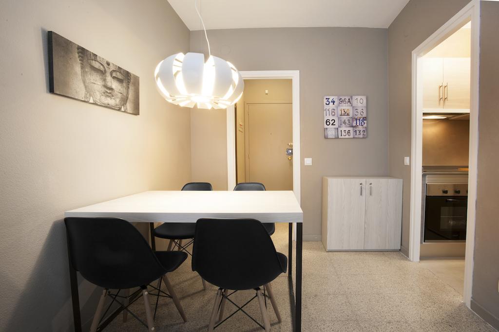 Bcn Sagrada Familia Apartments برشلونة الغرفة الصورة